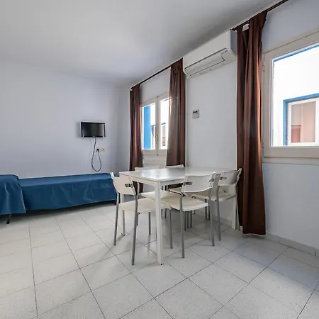 Ar Enjoy Monjardi Apartment *