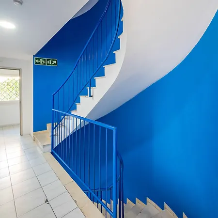 Ar Enjoy Monjardi * Λορέτ Ντε Μαρ